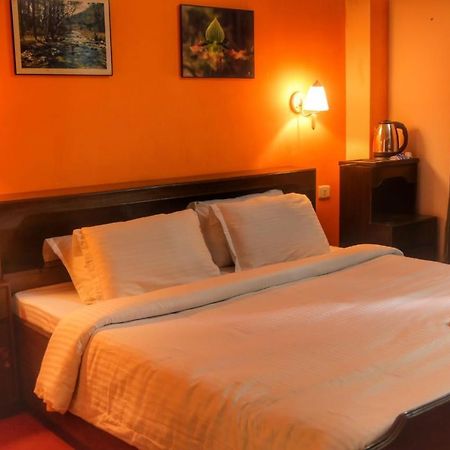Hotel Chiminda Pelling Bagian luar foto