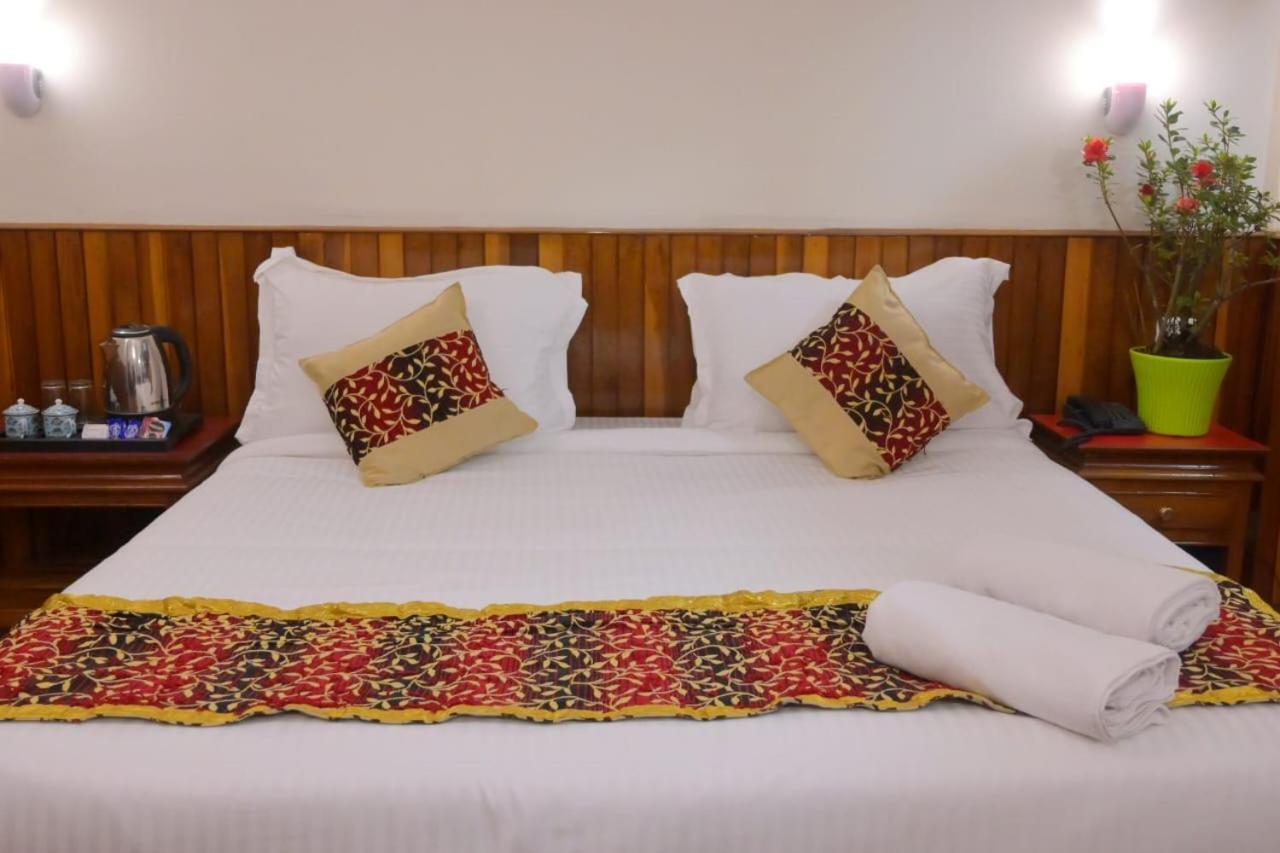 Hotel Chiminda Pelling Bagian luar foto